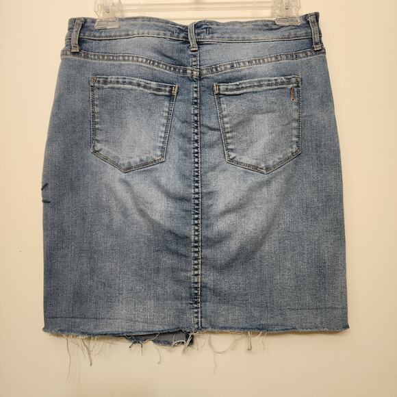 Vintage America Embroidered Wonderland Asymmetrical Denim Mini Skirt, Size 2/26 - Picture 2 of 10